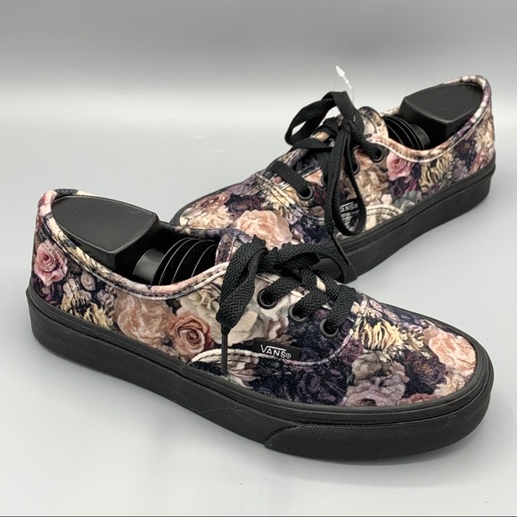 ladies vans size 5.5